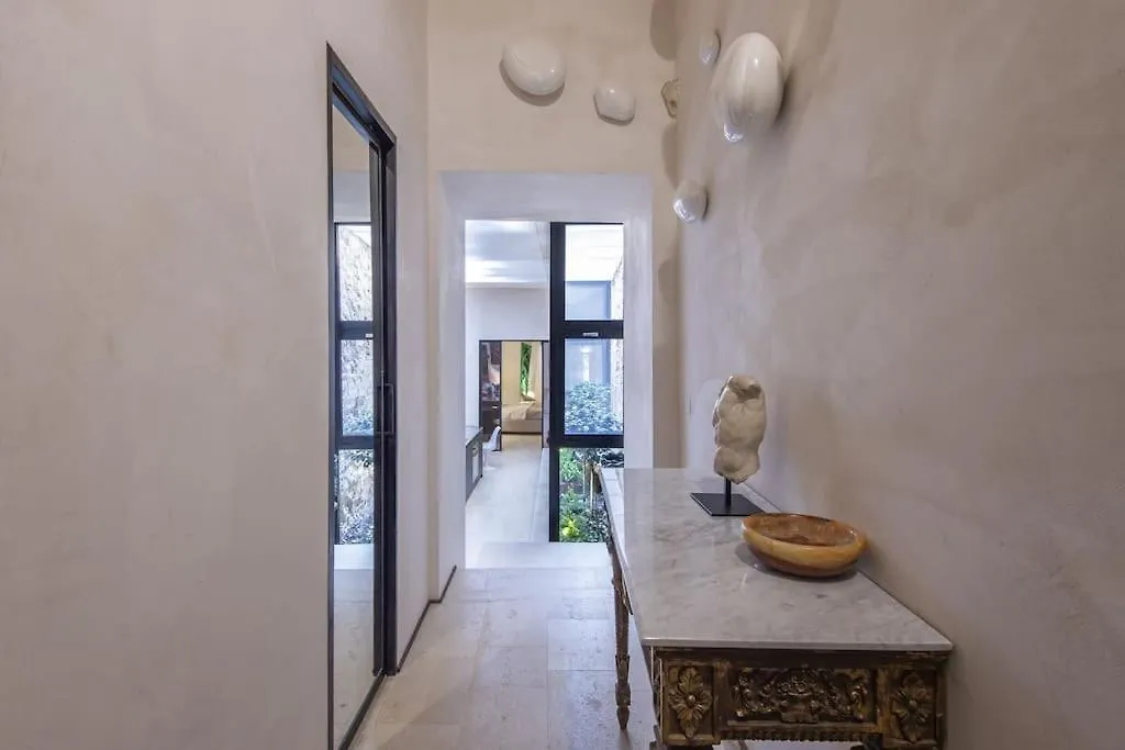Navona Exclusive Luxury Apartment Rome Italy